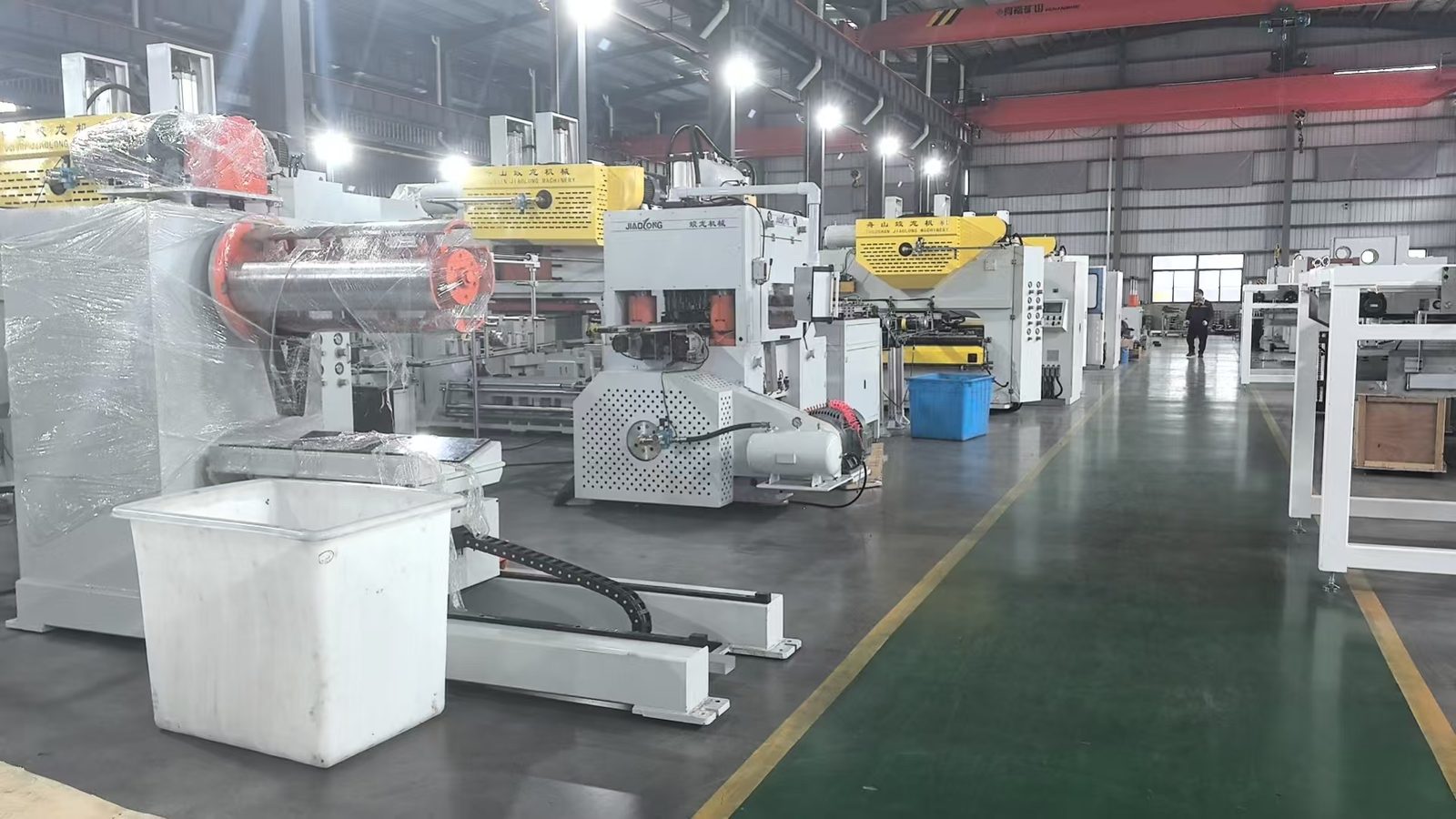 Metal Can Production Line for Food & Beverage Factory - full machine view with control panel and production stations