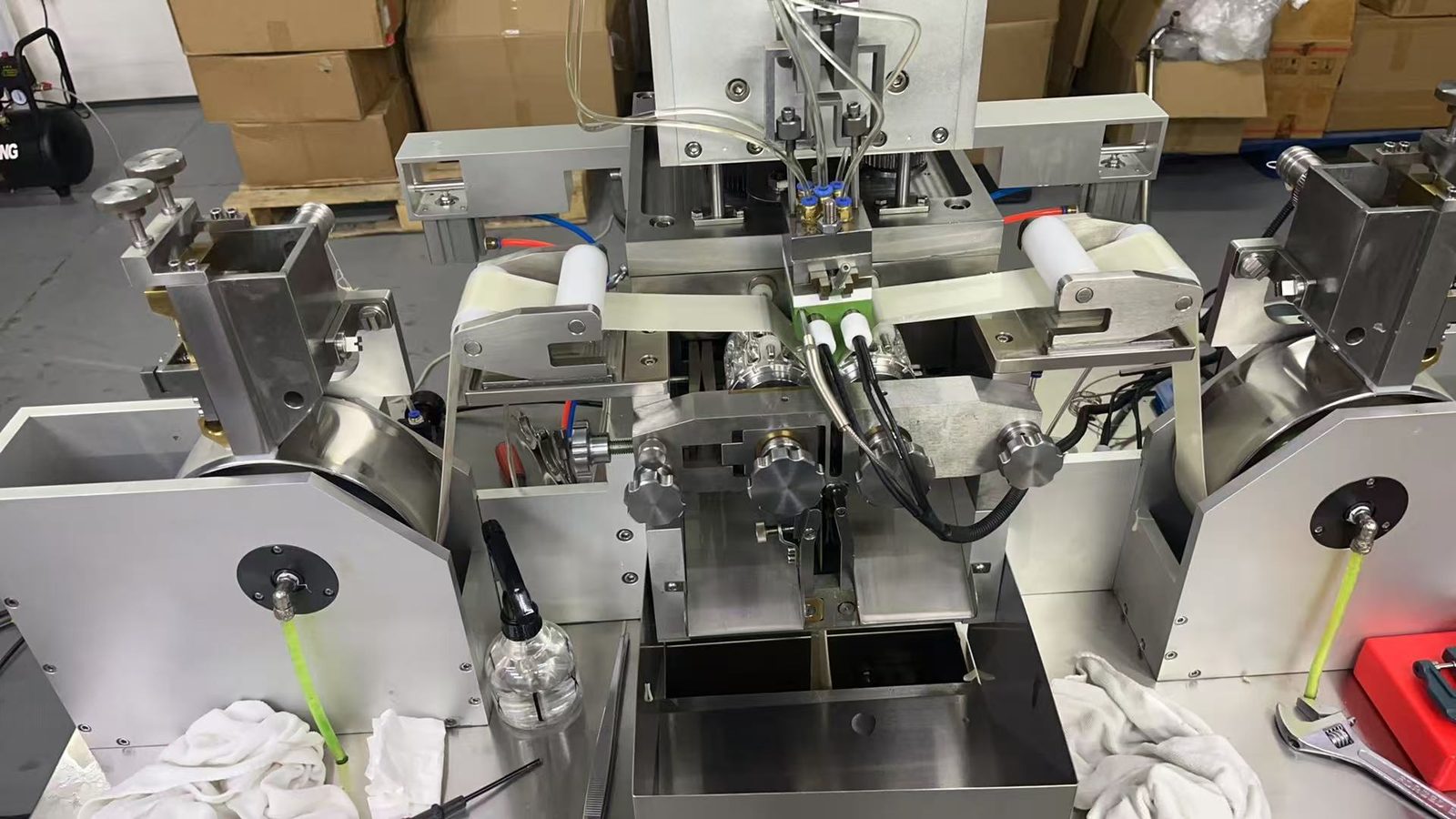 RG-100 Laboratory Softgel Encapsulation Machine - internal mechanism and key component detail